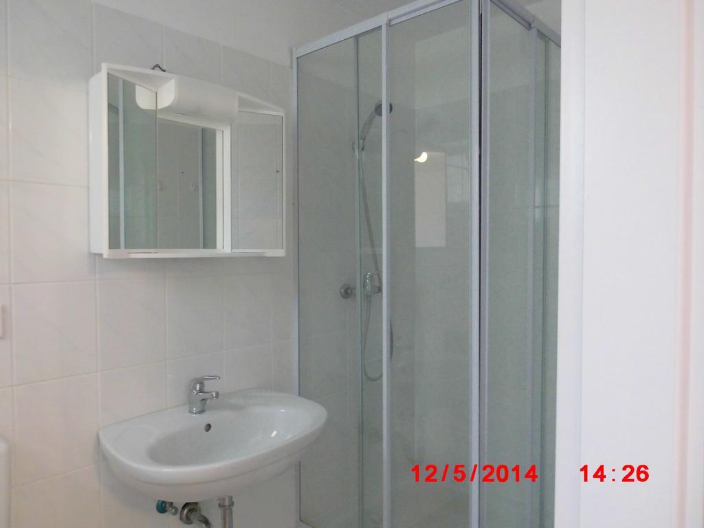 Frankfurt Airport & Fair Apartment Kelsterbach Pokoj fotografie